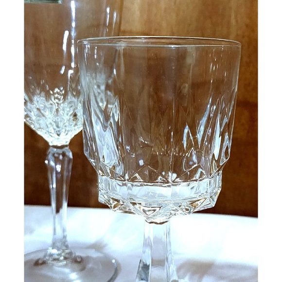 4 Mismatched Wine Glassware Collection vintage cut mixed cocktail glasses - Picture 3 of 8